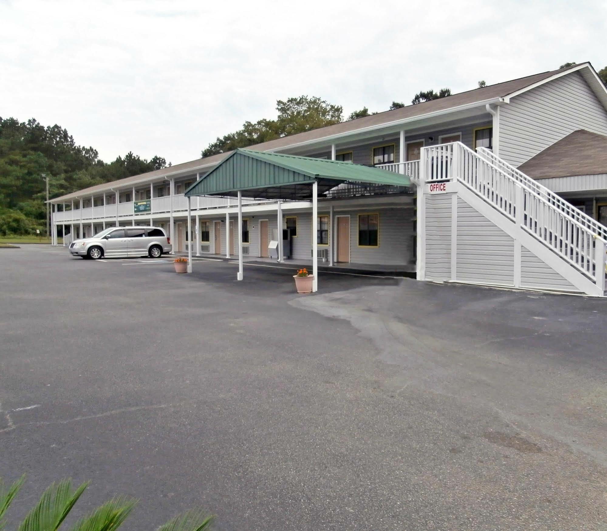 Loyalty Inn Hawkinsville Exterior photo